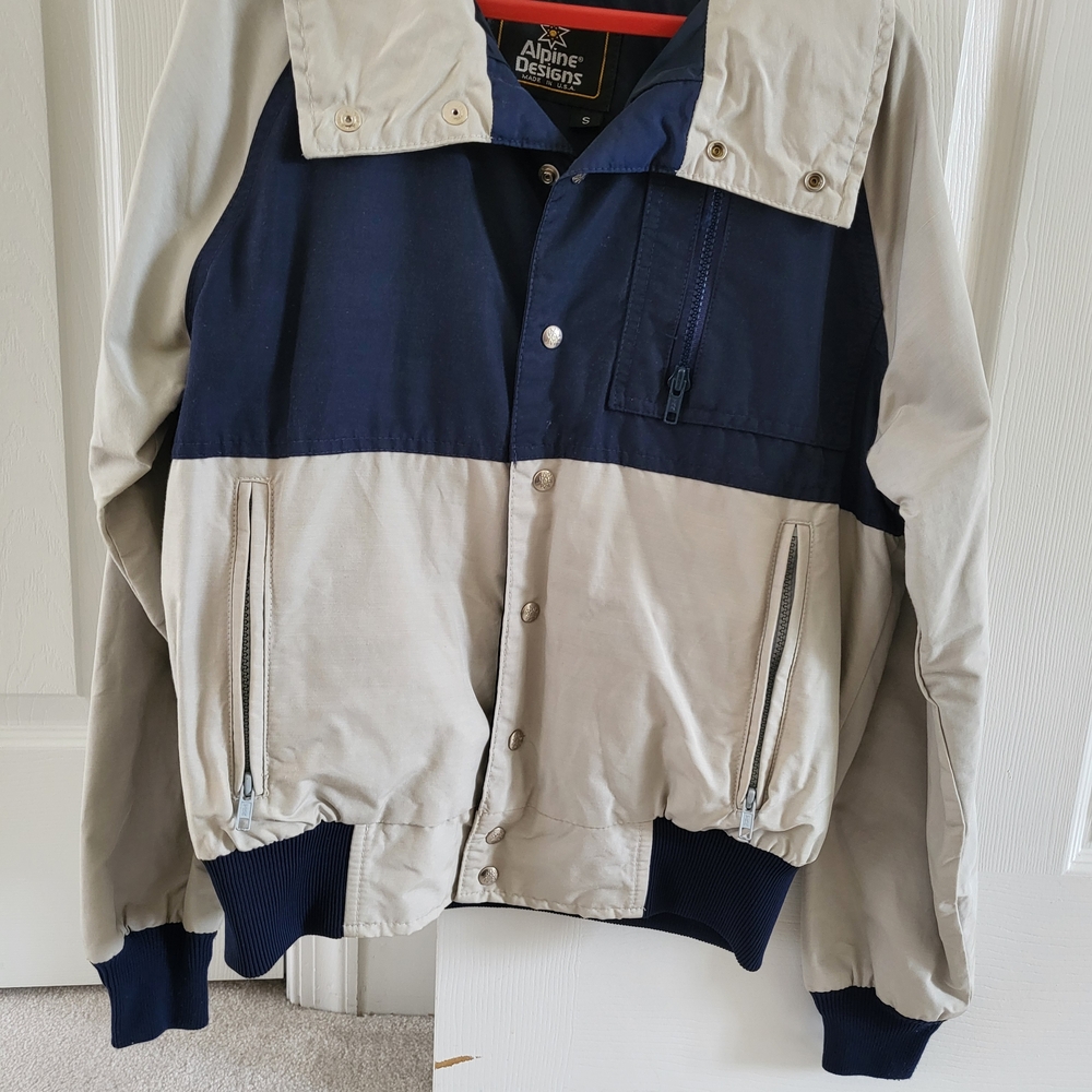 Alpine Women's Two-Tone Ski Jacket - Navy and Beige